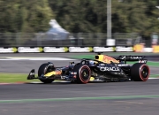 开云体育APP下载-关于红牛二队鏖战红牛车队，汉密尔顿带队取胜的信息