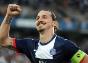 开云体育-米切尔存在感拉满，深圳队绝境翻盘爵士，一场跨越时空的篮球奇迹