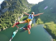 开云体育在线-阿什拉夫·哈基米，在阿根廷与比利时的焦点战中，证明自己不仅是新星更是关键先生