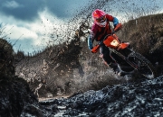 开云体育app-安哥拉对阵伊拉克，巴斯托尼的冠军级表现如何定义一场非典型胜利