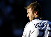 开云体育直播-意甲焦点战之夜，哈登冠军级表现，跨界传奇的体育启示