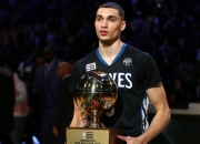 开云体育中国-山东队轻取灰熊，福克斯状态火热，新星闪耀国际赛场