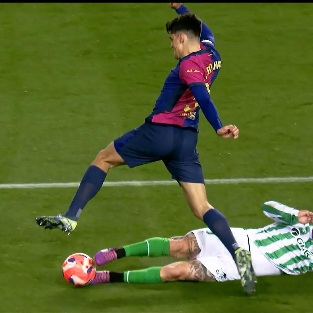 塞维利亚碾压西班牙，萨内制霸全场的简单介绍