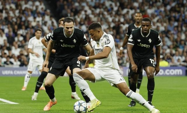 巴塞罗那客场战胜皇马,继续压制尤文 巴塞罗那客场战胜皇马,继续压制尤文