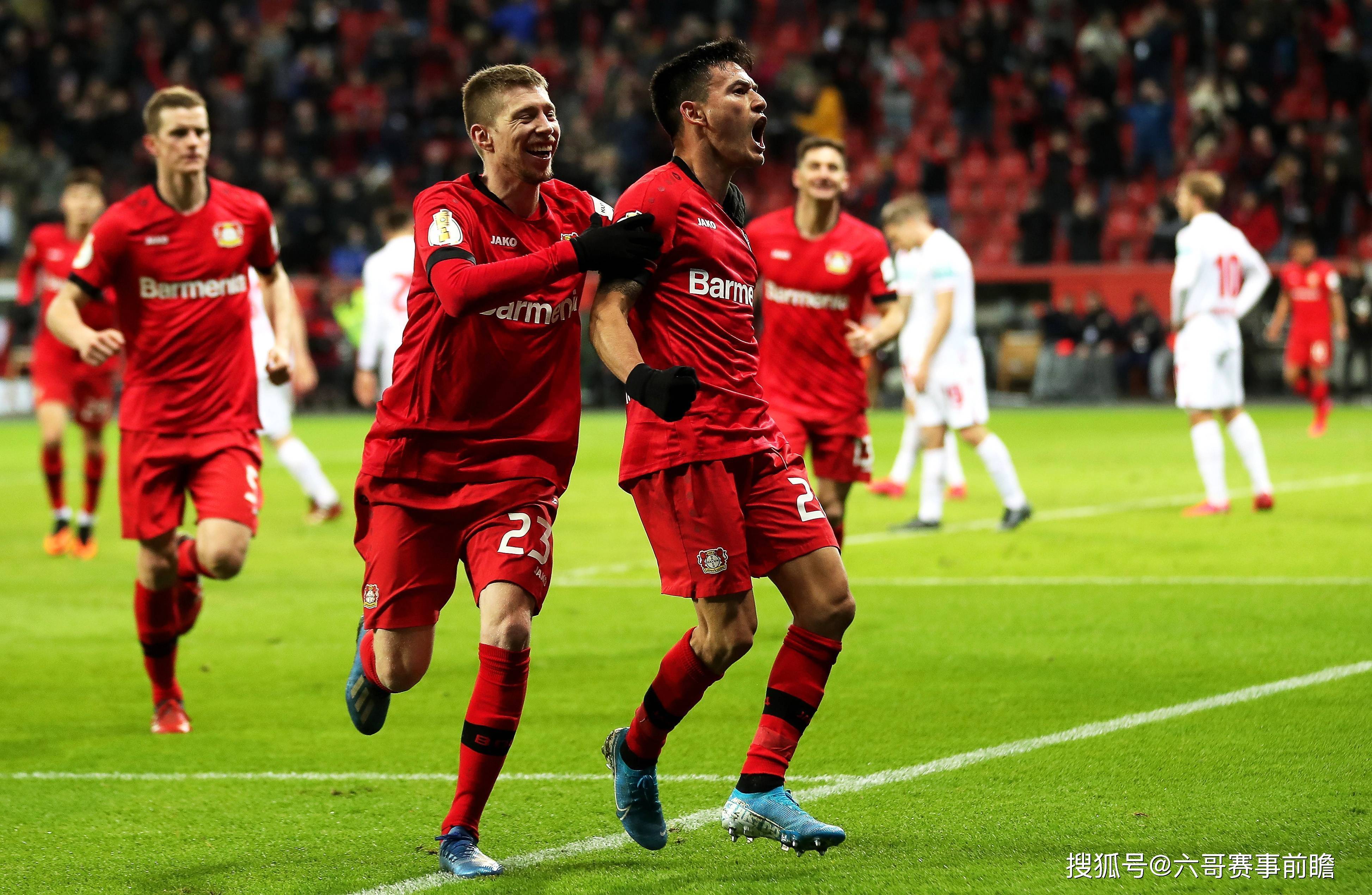 奥格斯堡主场战平弗赖堡，球队保持不败