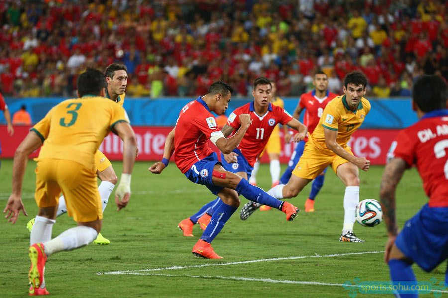 精英劲旅一触即发，展开惨烈竞争