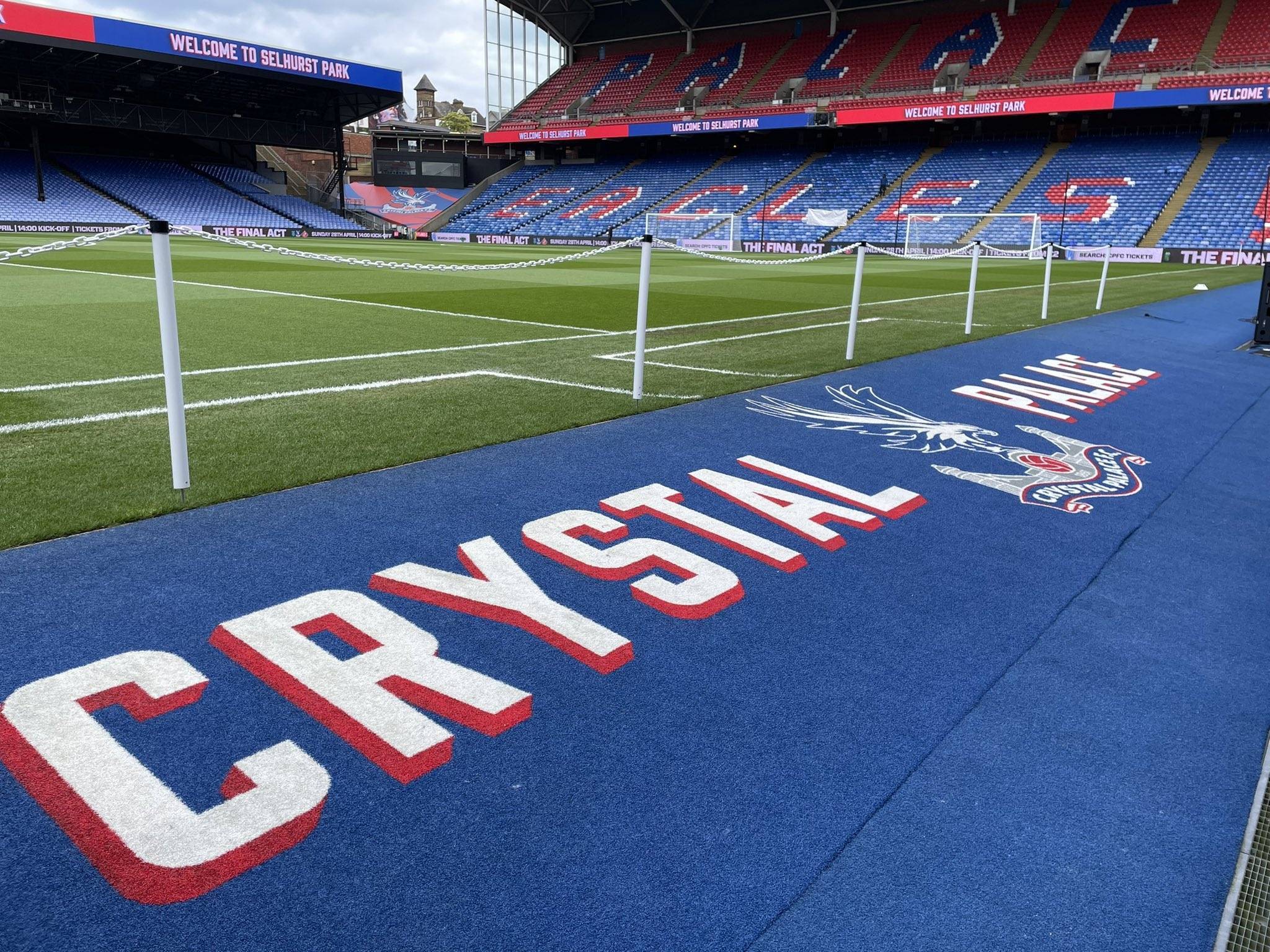 水晶宫大比分获胜，提升排名！