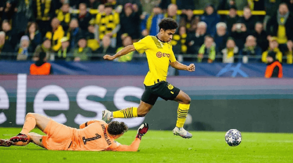 柏林赫塔主场不敌劲旅，遭遇连败的简单介绍