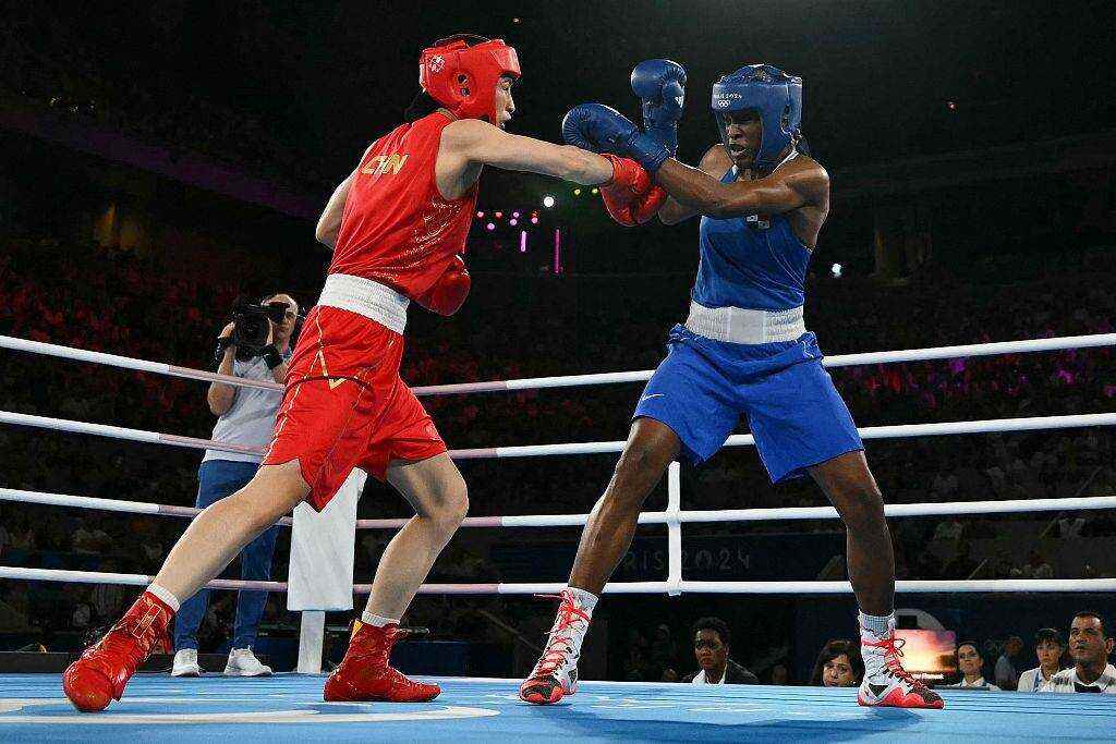 巴拿马选手在拳击比赛中实现惊艳表现