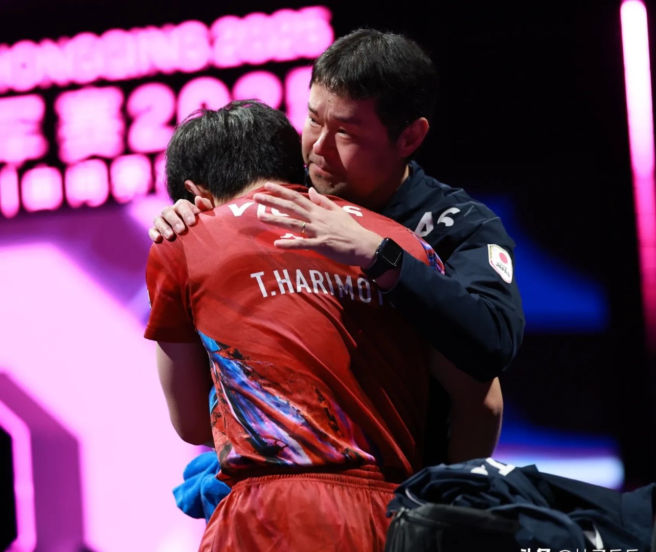 包含奥地利队鏖战韩国队，张本智和状态火热的词条